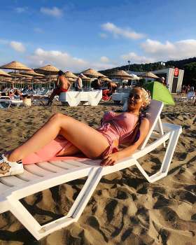 Mersin Esmer Elif 24 Yaşında, Kendi Yeri Var