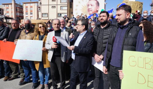 Erdoğan’ın hemşerileri Gübre zamlarını protesto etti: Zamlar geri alınsın