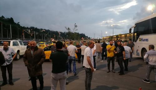 Pazar’lı taksiciler Rize-Artvin havaalanında eylem yaptı (VideoHaber)