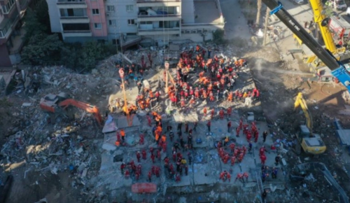 İzmir depreminde yıkılmıştı: Rıza Bey Apartmanı’na ilişkin 5 kişi hakkında yeni dava