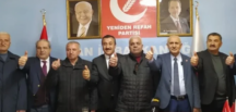 AKP’den peş peşe dört istifa: Van’da AKP’li başkanlar YRP’ye geçti