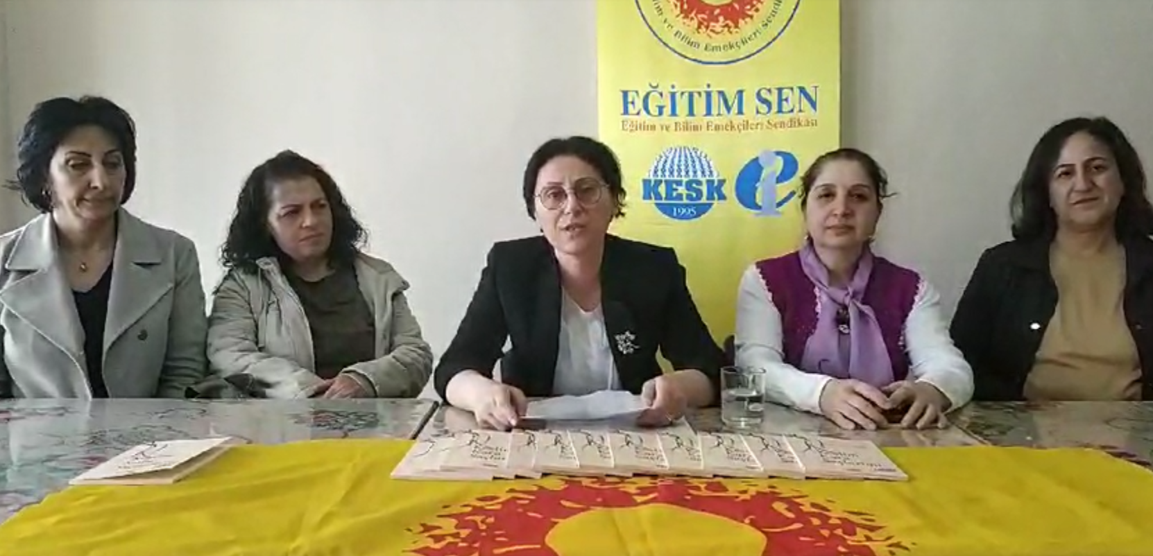 RİZE EĞİTİM SEN: EMEĞİMİZ BEDENİMİZ KİMLİĞİMİZ BİZİM; MÜCADELEDE KARARLI ÖZGÜRLÜKTE ISRARCIYIZ