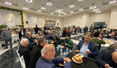 Derepazarı belediye başkanı Selim Metin’in düzenlediği iftar yemeğinde adeta zaferini ilan etti. 