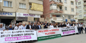 Demokrasi Platformu bileşenleri, Birecik’te DEM Parti ilçe binasına yönelik silahlı saldırıyı protesto etti