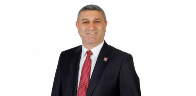 CHP Hopa İlçe Başkanı Şükrü Aydemir,Çay Üreticisinin Emeğine Dikkat Çekti