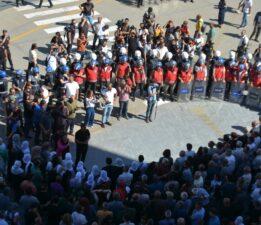 Kayyım atanması kararı Diyarbakır’da protesto edildi