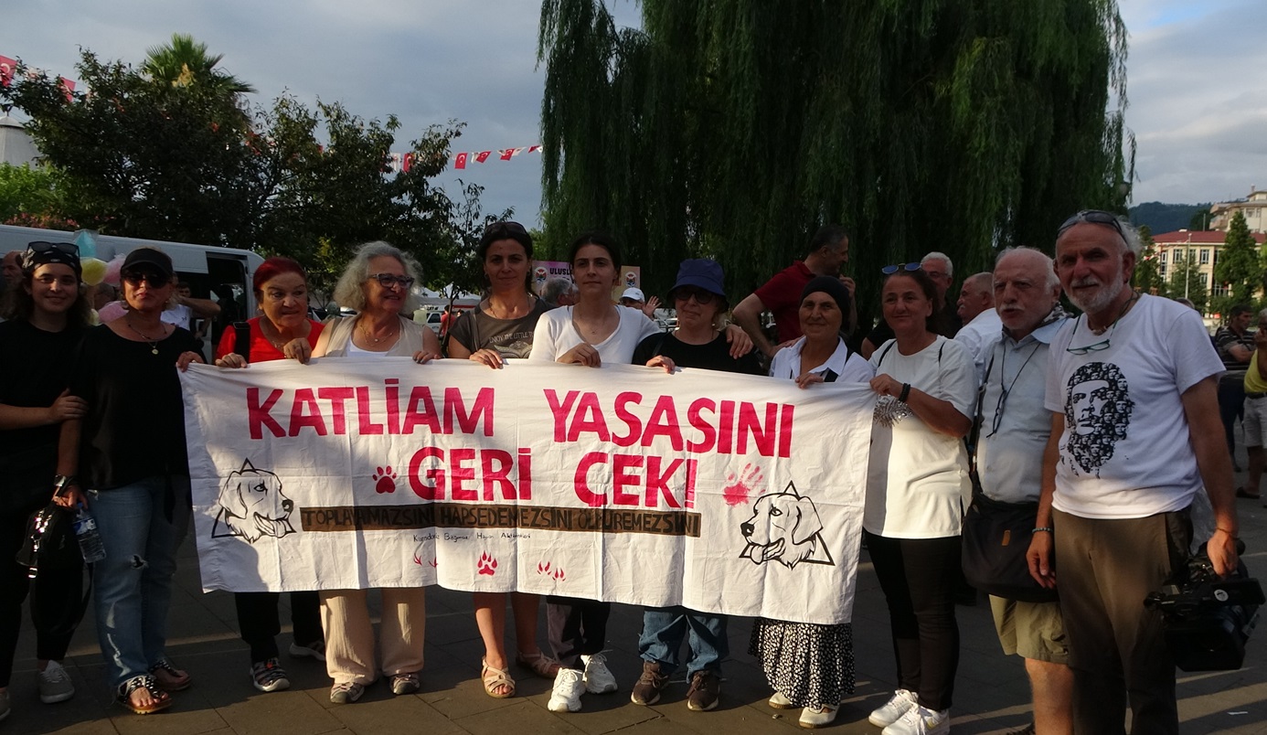 Arhavi halkı, “Bu direniş Cengiz’in madenine karşı , çiftçinin, emekçinin, köylünün direnişidir”