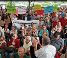 Arhavi halkı toprağına suyuna sahip çıktı talancı şirkete seslendi “Cengiz seni toprak bile kabul etmez” (Video haber)