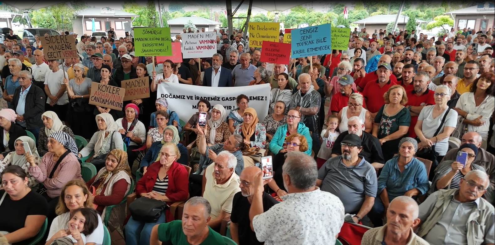 Arhavi halkı toprağına suyuna sahip çıktı talancı şirkete seslendi “Cengiz seni toprak bile kabul etmez” (Video haber)